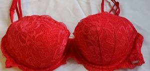 Red Victoria Secret Pink Date Push-up, 36 C